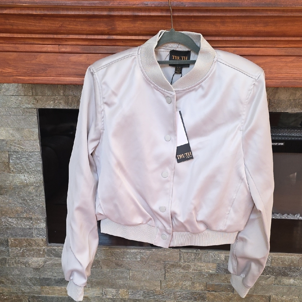 TRUTH by REPUBLIC bomber Jacket. Med. NWT